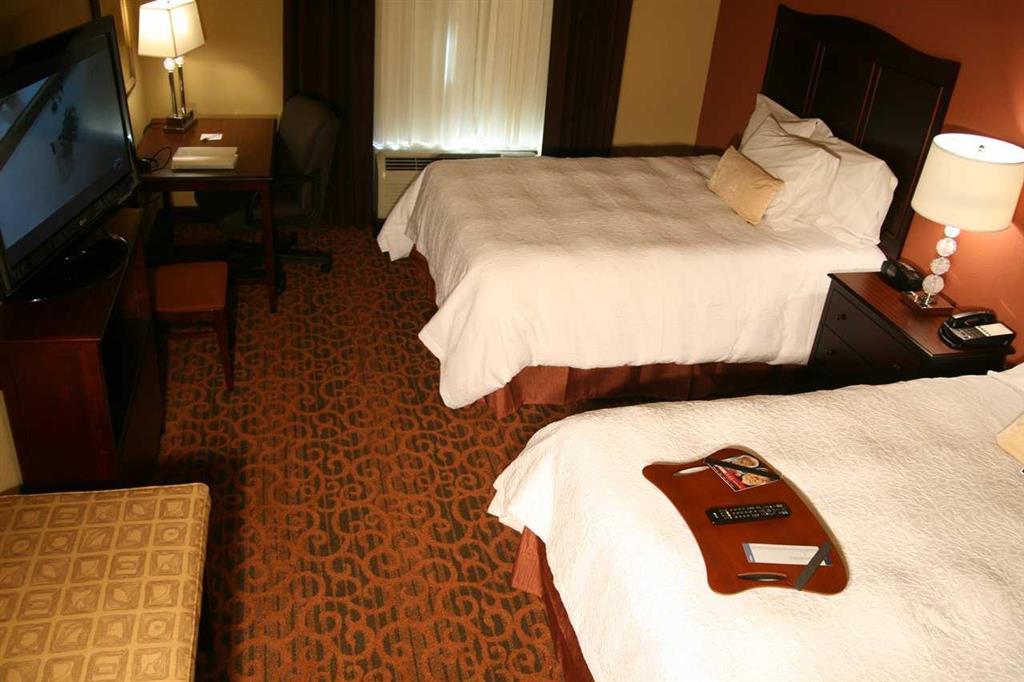 Hampton Inn & Suites Mission Δωμάτιο φωτογραφία